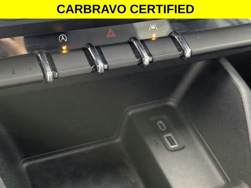 Used 2023 Chevrolet Colorado W/T RWD image 19