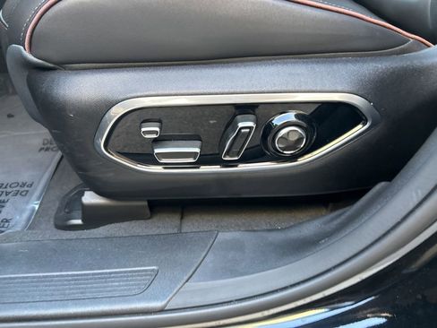 Used 2024 Jeep Wagoneer Launch Edition image 51