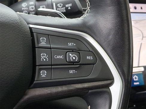 Used 2021 Jeep Grand Cherokee L Limited image 24