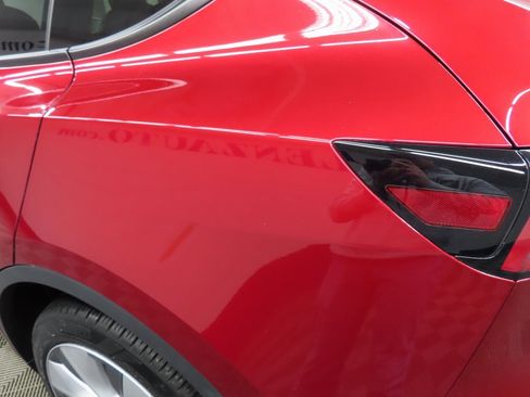 Used 2024 Tesla Model Y Long Range image 36