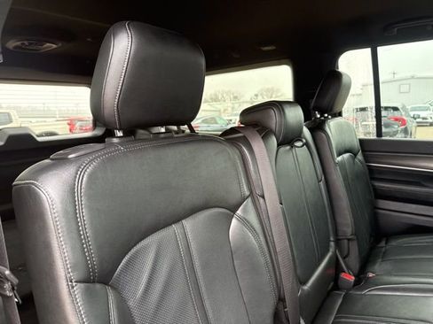 Used 2023 Jeep Wagoneer L Series II image 49