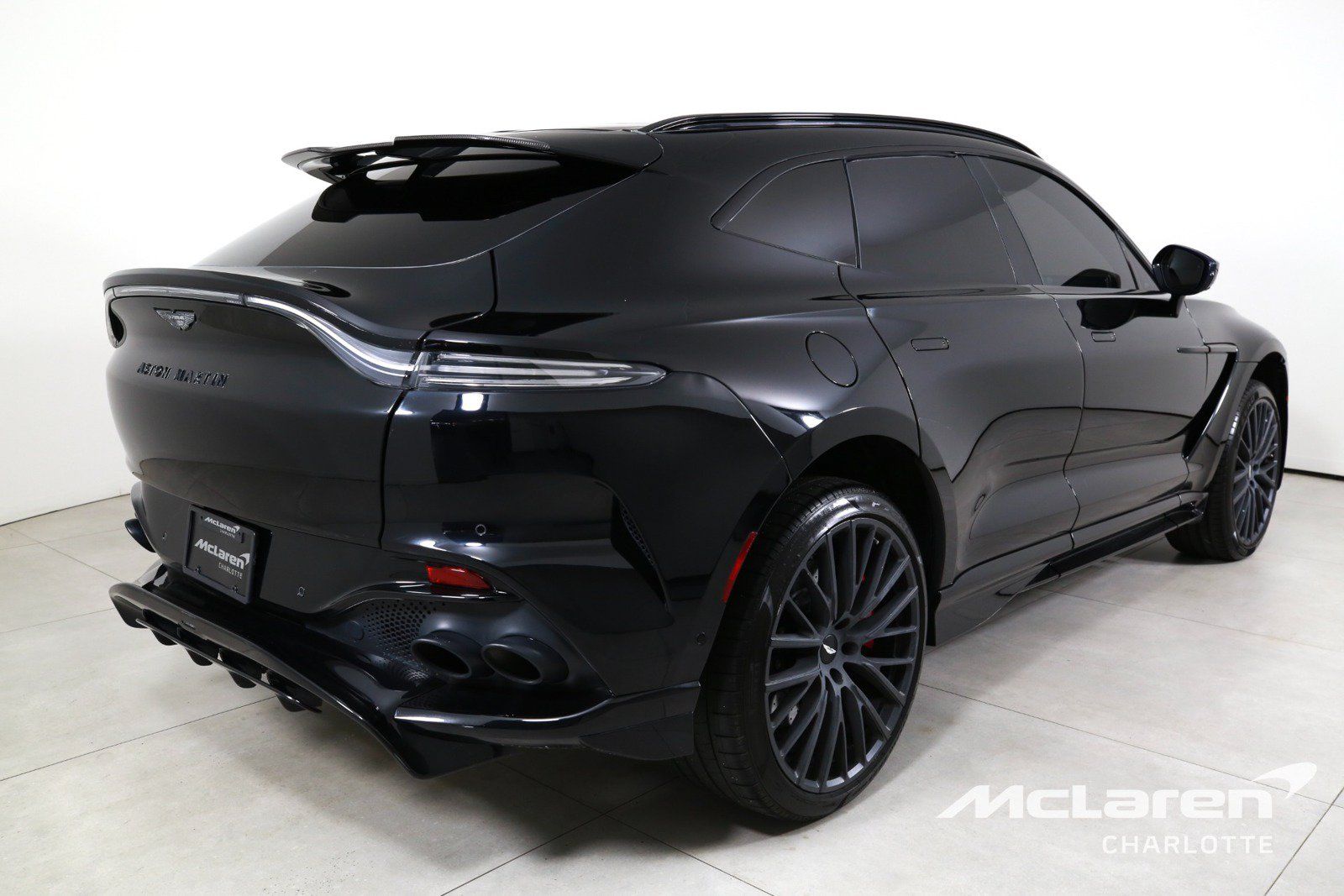 Used 2023 Aston Martin DBX 707 AWD/4WD image 8