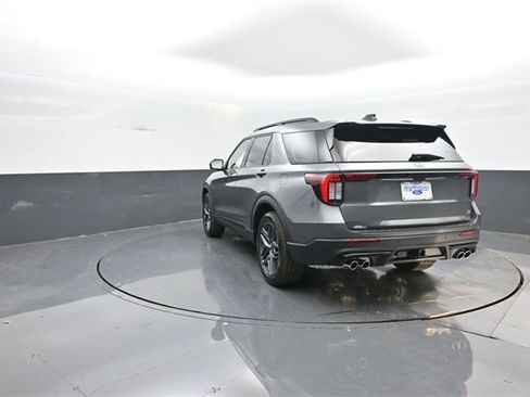 New 2026 Ford Explorer ST image 5