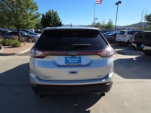 Used 2017 Ford Edge SE FWD image 6