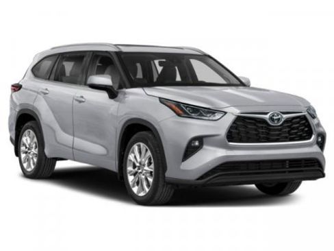 Used 2023 Toyota Highlander Limited FWD image 6