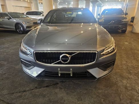 Used 2020 Volvo S60 T6 Momentum w/ Protection Package AWD/4WD image 6