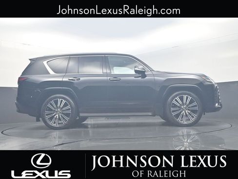 New 2026 Lexus LX 700h Luxury image 20