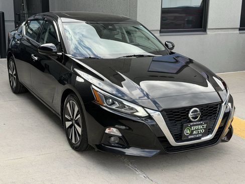 Used 2020 Nissan Altima 2.5 SV FWD image 7