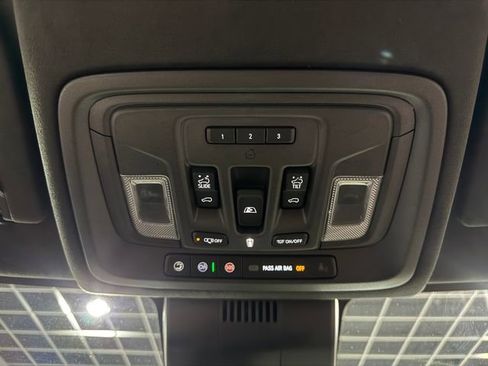 Used 2023 GMC Sierra 1500 AT4X image 25