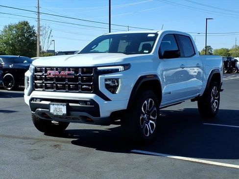 Used 2024 GMC Canyon AT4 w/ Canyon Safety Plus Package image 2