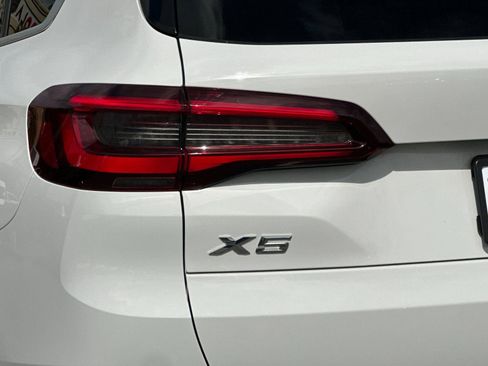 Used 2021 BMW X5 sDrive40i w/ Premium Package 2 RWD image 27