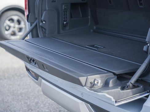 New 2025 Ford Expedition Platinum w/ Driver's Package image 11