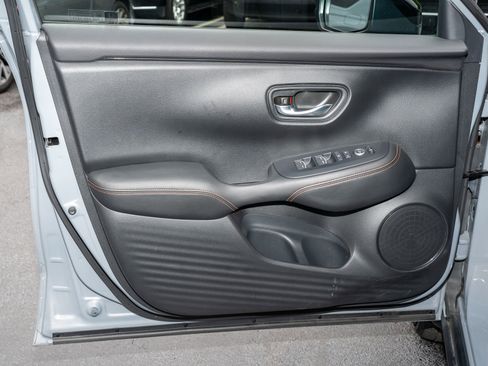 Used 2025 Honda HR-V Sport image 10
