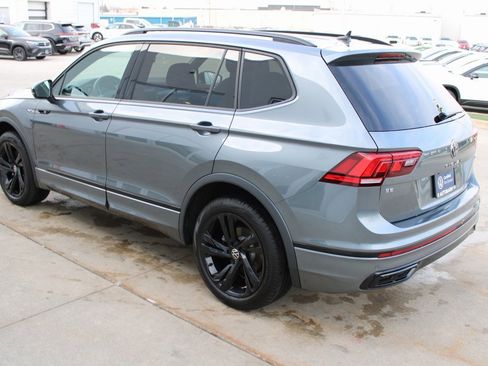 Certified 2024 Volkswagen Tiguan SE R-Line image 4