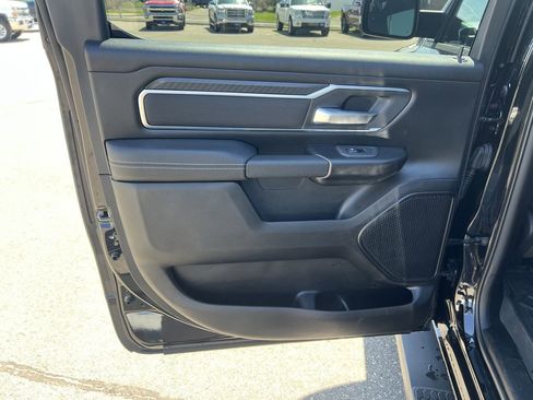 Used 2025 RAM 1500 Big Horn AWD/4WD image 13