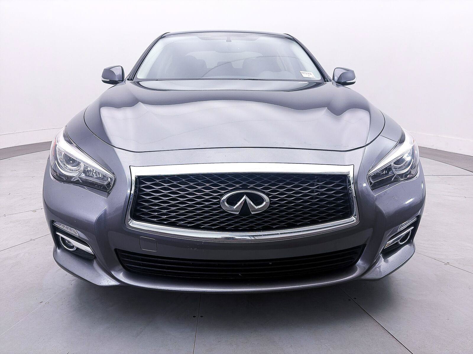 Used 2015 INFINITI Q50 Premium w/ Navigation Package RWD image 2