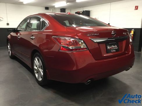Used 2014 Nissan Altima 2.5 SV image 8