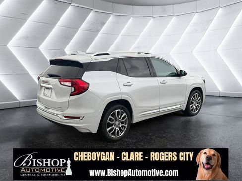 Used 2022 GMC Terrain Denali image 18