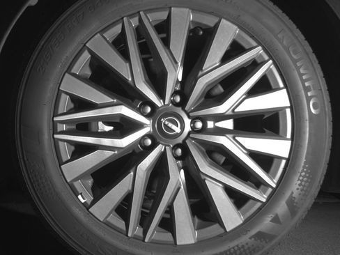 Used 2025 Nissan Altima 2.5 SV image 12