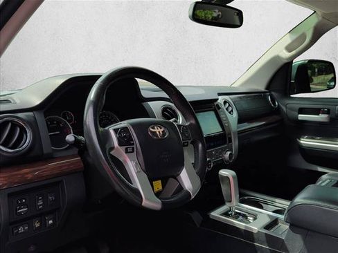 Used 2016 Toyota Tundra Limited w/ Limited Premium Package AWD/4WD image 9