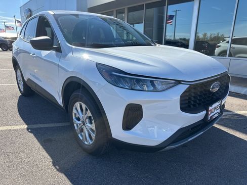 New 2026 Ford Escape Active w/ Cold Weather Package image 2