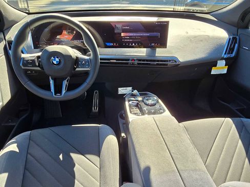 New 2026 BMW iX xDrive45 w/ M Sport Package image 18