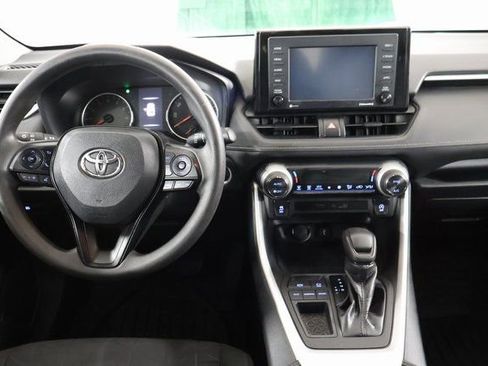 Used 2021 Toyota RAV4 XLE image 13