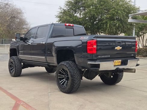 Used 2017 Chevrolet Silverado 2500 LTZ w/ Duramax Plus Package image 5