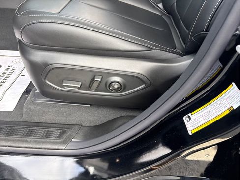 New 2026 Jeep Grand Cherokee Limited image 17