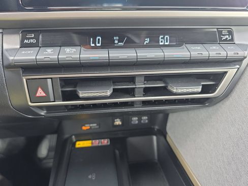 Used 2026 Toyota Camry LE w/ Convenience Package FWD image 23