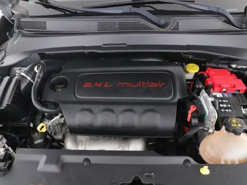 Used 2021 Jeep Compass Latitude w/ Convenience Group image 15