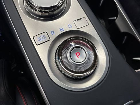 Used 2025 Genesis GV70 3.5T Sport w/ Sport Advanced Package image 23