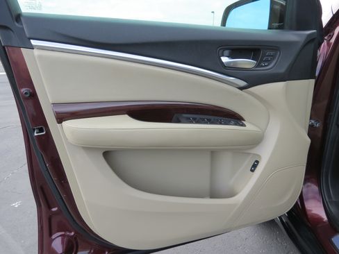 Used 2014 Acura MDX FWD image 25