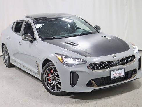 Used 2018 Kia Stinger GT2 image 6