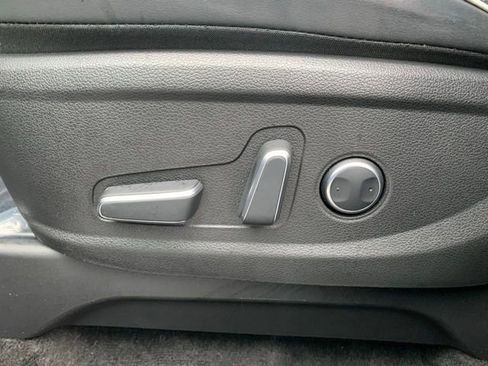 Certified 2025 Hyundai Palisade SEL image 13