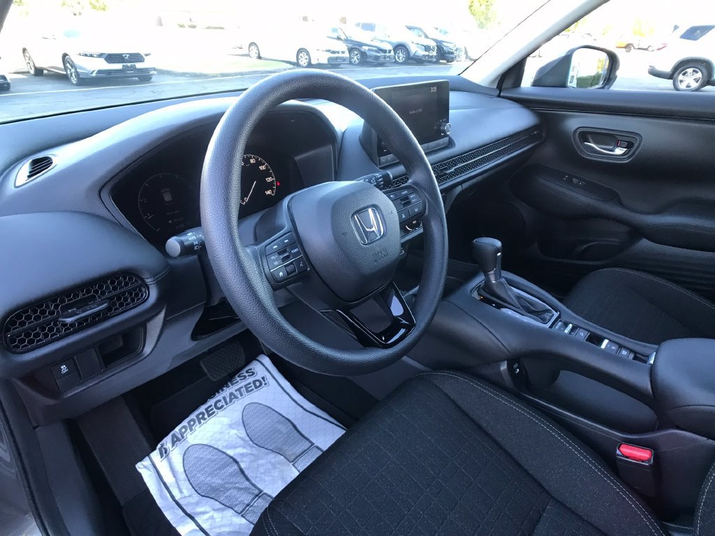 Used 2024 Honda HR-V LX image 18