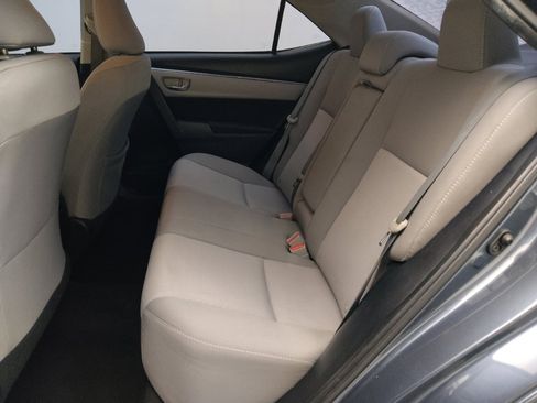 Used 2015 Toyota Corolla LE FWD image 18