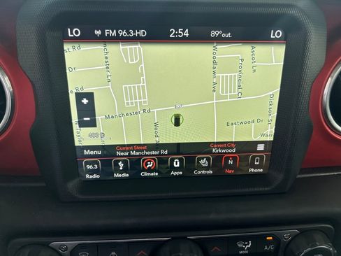 Used 2019 Jeep Wrangler Unlimited Rubicon AWD/4WD image 24