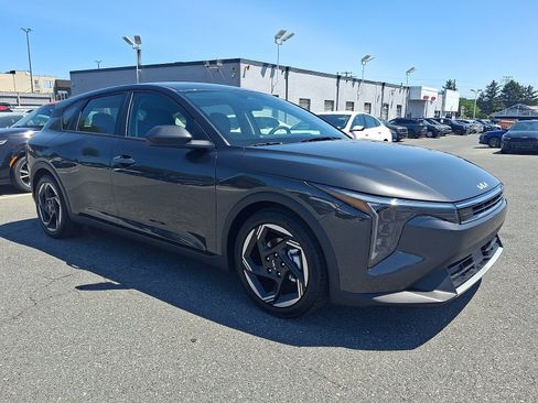 New 2026 Kia K4 EX FWD image 2