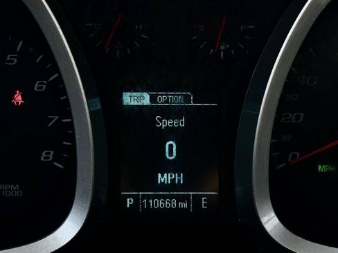 Used 2017 Chevrolet Equinox Premier w/ Enhanced Convenience Package FWD image 19