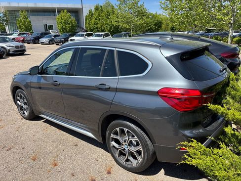 Used 2021 BMW X1 xDrive28i AWD/4WD image 8