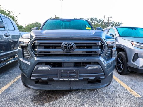Used 2025 Toyota Tacoma SR5 AWD/4WD image 4