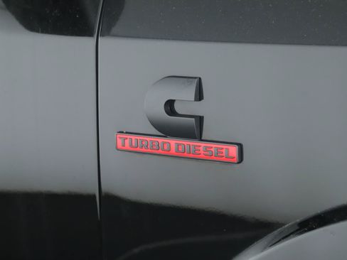 Used 2024 RAM 2500 Limited AWD/4WD image 22