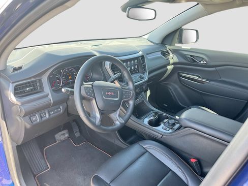 Used 2023 GMC Acadia AT4 w/ Technology Package AWD/4WD image 9