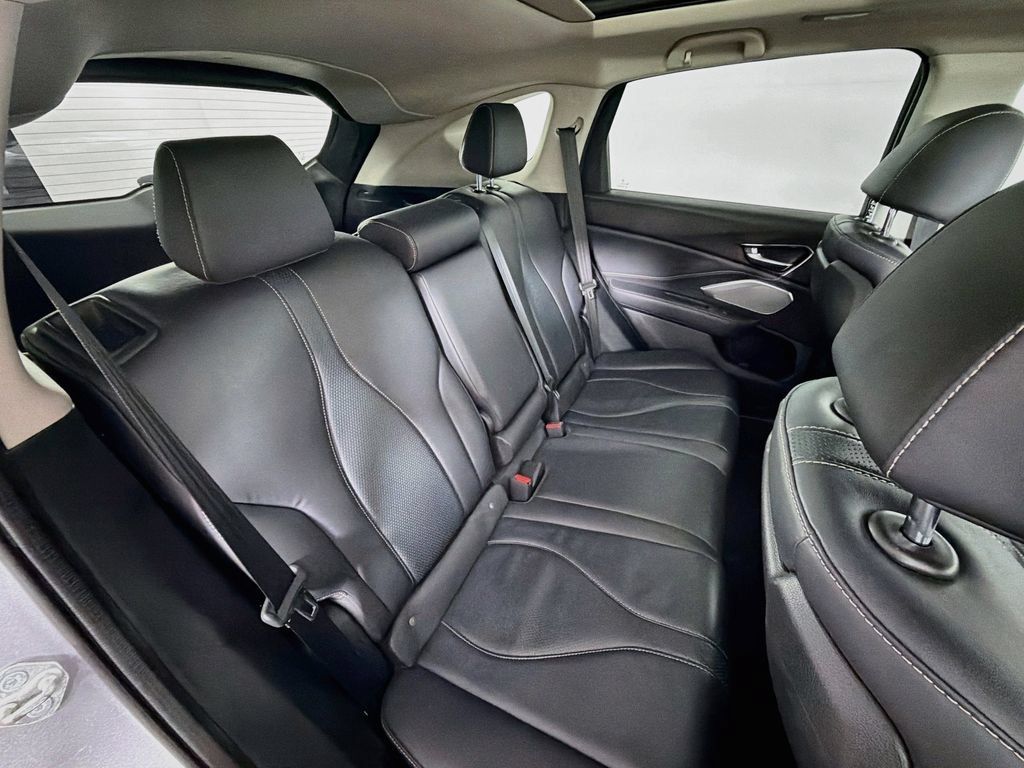 Used 2020 Acura RDX w/ Technology Package AWD/4WD image 28