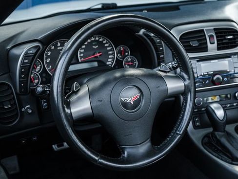 Used 2006 Chevrolet Corvette Convertible w/ Preferred Equipment Group image 6