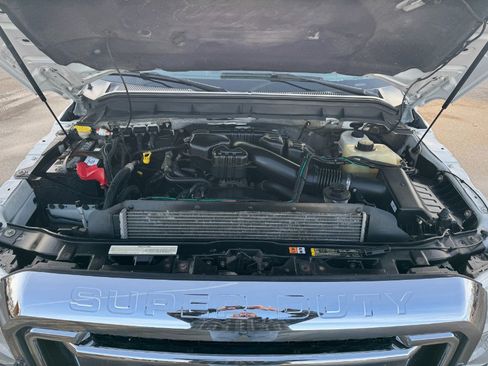 Used 2015 Ford F350 XLT w/ Trailer-Tow Prep Package image 23