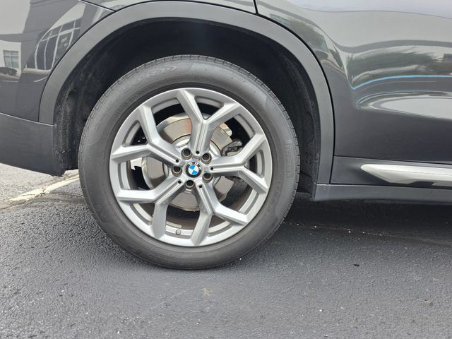 Used 2024 BMW X3 xDrive30i w/ Premium Package AWD/4WD image 6
