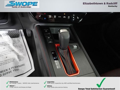 New 2025 Nissan Kicks SR w/ SR Premium Package image 17