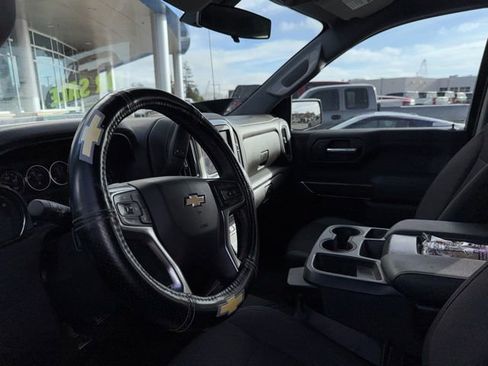 Used 2021 Chevrolet Silverado 1500 LT w/ Bed Protection Package image 13